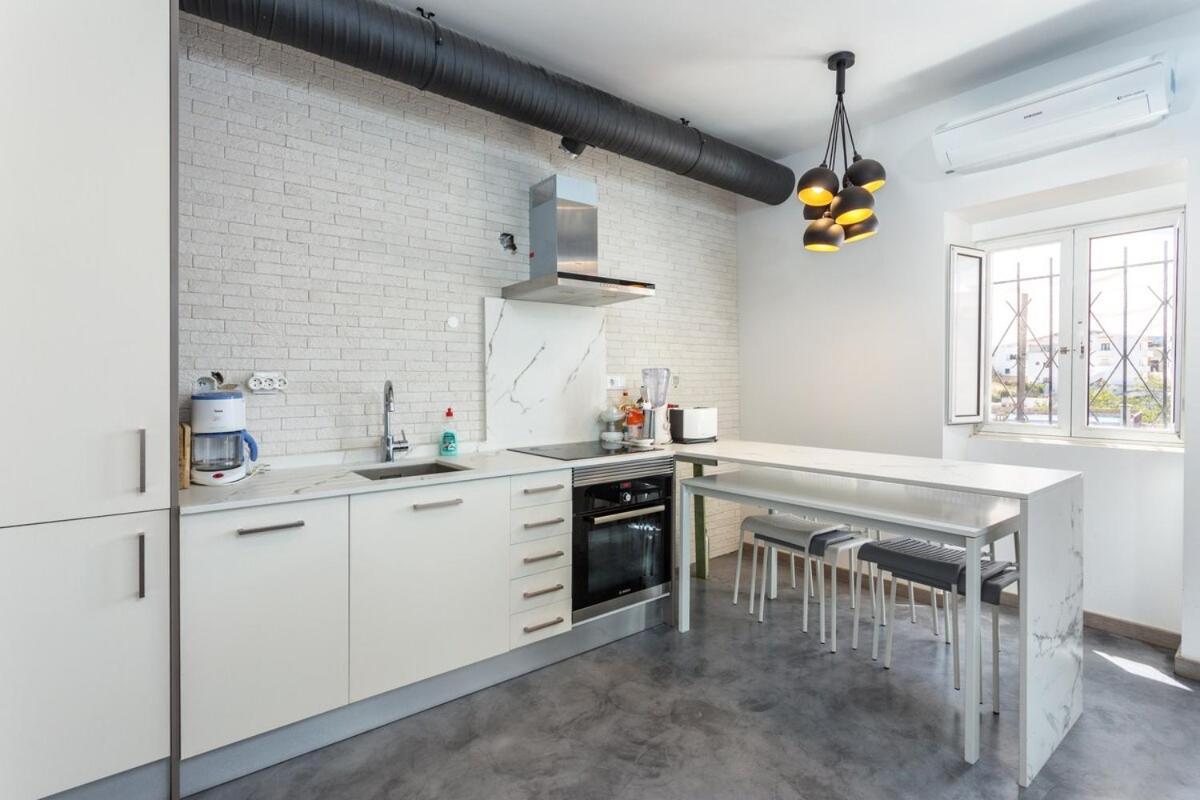 אלבופיירה Fisherman'S House In Oldtown With Exclusive Rooftop מראה חיצוני תמונה